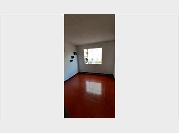 CompartoApto CO - HABITACION CON BAÑO Y PARQUEADERO PARA DAMA, Bogotá - COP$ 650.000 por mes