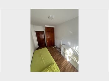 Roomgo ES - Habitación en Las Rozas (zona centro), Rozas De Madrid Las - 450 € por mes