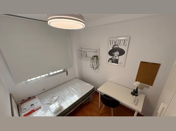 Roomgo ES - Habitación para Erasmus en Córdoba | Todo Incluido y Piso Reformado, Córdoba - 330 € por mes