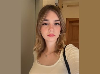 Roomgo ES - Karolina - 20 - Madrid
