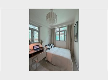 Roomgo HK - Spacious Workspace Room in Sai Ying Pun, Sai Ying Pun - HKD12,500 pcm