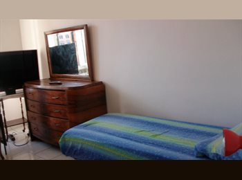 Roomgo IT - Centrale luminosa a 5 min da S.Maggiore, Colosseo e Termini, Esquilino S.Lorenzo - 480 € al mese