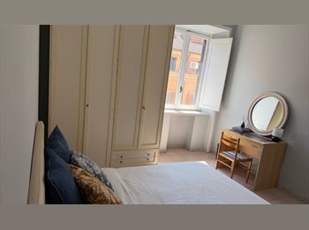 Roomgo IT - Stanza con bagno privato in Esquilino 165mq, Esquilino S.Lorenzo - 950 € al mese