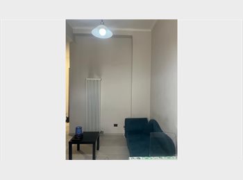Roomgo IT - Affitto stanza in quartiere San Donato Torino, Torino - 400 € al mese