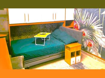 Roomgo IT - Stanza singola con bagno privato 1°Municip., Prati-Clodio - 670 € al mese