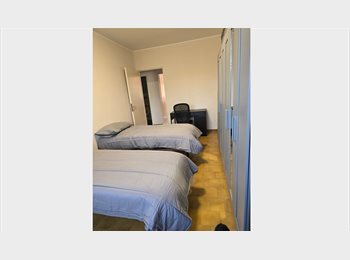 Roomgo IT - AFFITTO STANZA DOPPIA IN CONDIVISIONE, Pero - 600 € al mese
