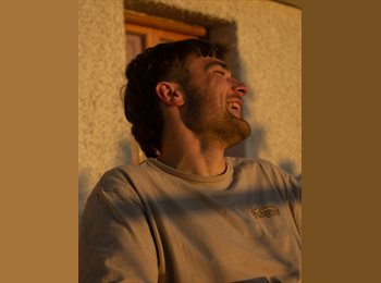 Roomgo IT - Julian  - 25 - Trieste