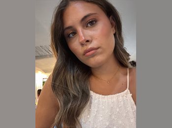 Roomgo IT - Francesca - 19 - Lecce