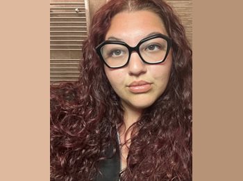 Roomgo IT - Simona - 24 - Napoli
