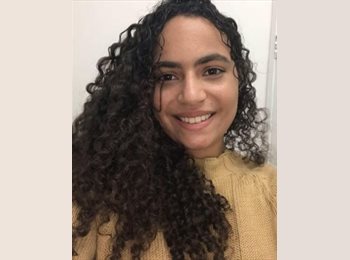 Roomgo IT - Luana Mendes dos Santos - 22 - Padova