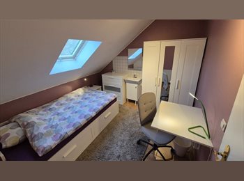 Appartager LU - Free room in shared flat in Luxembourg City - with privat sink, Luxembourg - 940 € / Mois