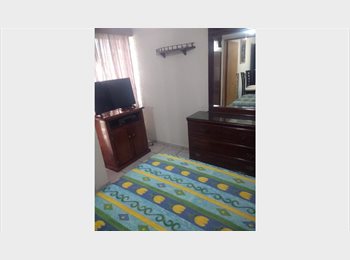 Roomgo MX - HABITACIÓN PARA CABALLERO ,Muy Cerca de Plaza Mayor, muy bien comuncado. a unos pasos de Blvd. Las T, León - MX$3,500 por mes