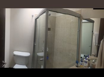 Roomgo MX - Recamara en Casa muy Amplia (Rentada-Ags.01 disponible), El Marqués - MX$5,000 por mes