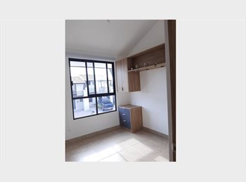 Roomgo MX - Linda Habitación para Dama amueblada con Baño Independiente, El Marqués - MX$6,500 por mes