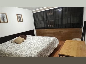 Roomgo MX - Recámara amplia amueblada con closet en zona segura, Coyoacán - MX$7,800 por mes