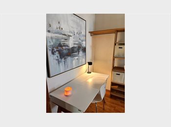 Roomgo MX - Rento para MUJER estudiante o profesionista un cuarto amueblado con baño privado, closet grande... I, Coyoacán - MX$7,000 por mes