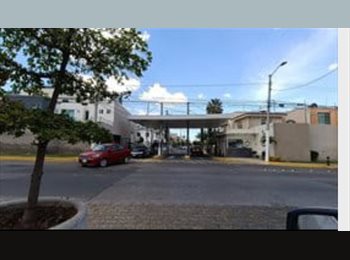 Roomgo MX - Rento súper cuarto en chapalita las fuentes, Zapopan - MX$5,000 por mes