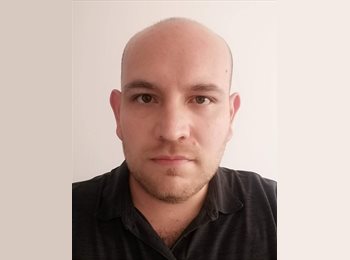 Roomgo MX - Juan Jose - 40 - México - D.F.