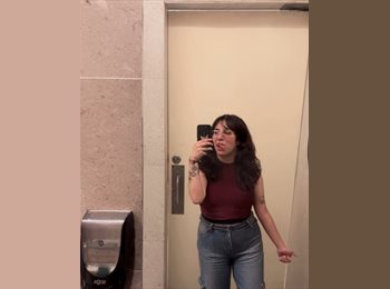 Roomgo MX - Alejandra - 22 - Querétaro