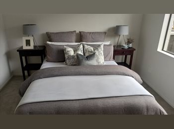 Roomgo NZ - 5 stars room in Luxury house, Auckland - $250 pw