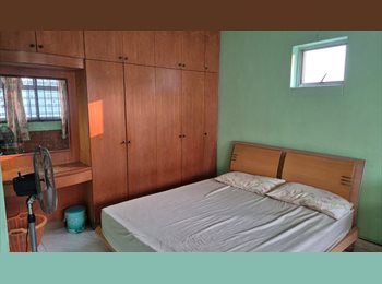 Roomgo SG - Master bedroom for rent, Choa Chu Kang - $1,300 pm