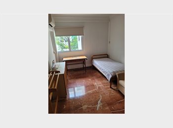 Roomgo SG - Woodlands Street 83, near Woodlands MRT, Common Room, for rent, Woodlands - $750 pm