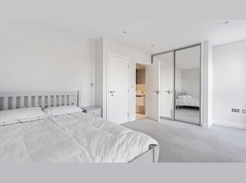 Roomgo UK - Canalside Double Rooms in Modern Kidlington Home — Bills Included, Dog-Friendly, Kidlington - £850 pcm