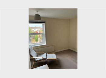 Roomgo UK - Short term room to rent, Alfreton - £400 pcm