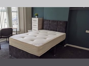 Roomgo UK - Room available in shared student house, Wavertree - £460 pcm