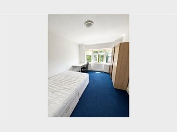 Roomgo UK - Single Room Available in Hendon, Hendon - £880 pcm