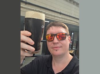 Roomgo UK - Paul - 44 - Salford
