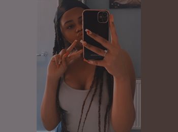 Roomgo UK - Alisha - 18 - Waltham Cross