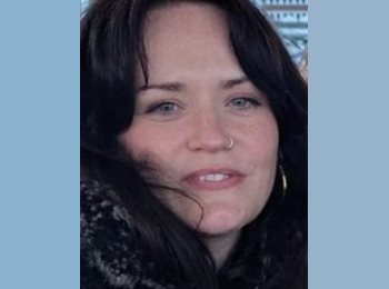 Roomgo UK - Hazel Thomson - 40 - Camberwell