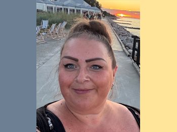 Roomgo UK - Melissa - 43 - Stockport