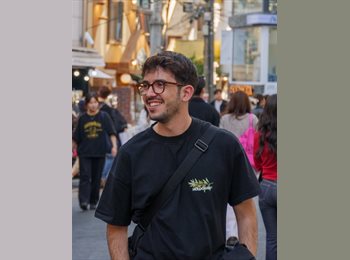 Roomgo UK - Yannis Debbah - 26 - London