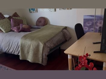 Roomgo US - Furnished Bedroom - Femail Only, Irvine - $1,375 pm