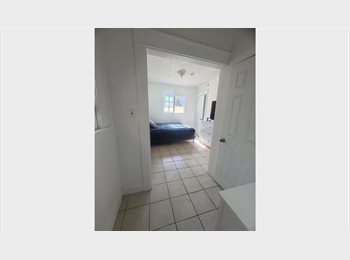 Roomgo US - Room available near Downtown LA Month to Month, Westlake - $1,150 pm