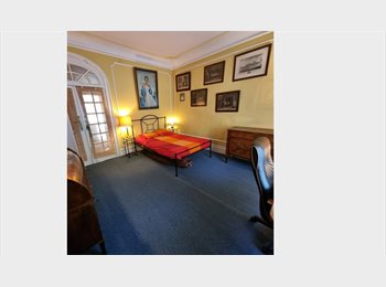 Appartager BE - GRANDE CHAMBRE quartier CAMBRE/LOUISE, Ixelles-Elsene - 800 € pm