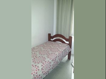 Roomgo BR - Alugo quarto de solteiro bem localizado, Fortaleza - R$ 860 Por mês