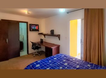Roomgo BR - SUÍTE com VARANDA ampla e vista privilegiada, Santo Amaro - R$ 1.700 Por mês