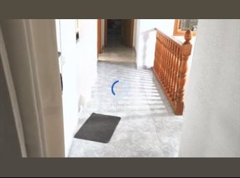 Roomgo ES - Habitación para docente en Campohermoso - San Isidro (Níjar) - a 5 min del instituto, Nijar - 400 € por mes