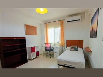 Roomgo ES - ALQUILO HABITACIÓN A ESTUDIANTES UNIVERSITARIOS, POR 10 MESES, EN CIUDAD JARDIN, CÓRDOBA, Córdoba - 290 € por mes