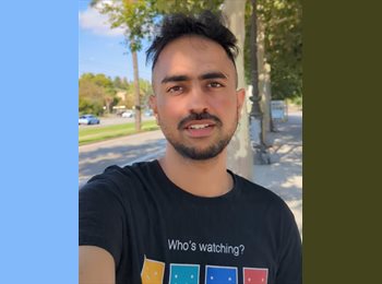 Roomgo ES - Kamalpreet - 30 - Barcelona