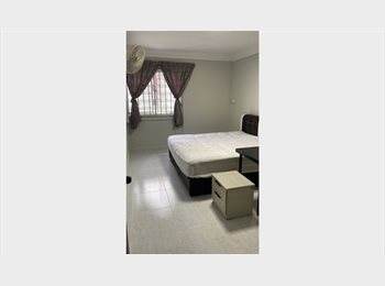 Roomgo SG - Tampines 418 room rental, Tampines - $900 pm