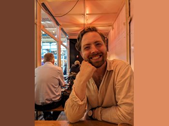 Roomgo UK - Braden - 32 - Glasgow