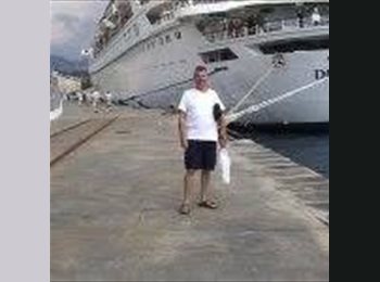 Roomgo UK - Tony - 75 - Basildon
