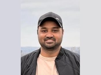 Roomgo UK - Sarwar - 33 - Wolverhampton