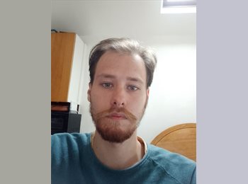 Roomgo UK - Maksym - 21 - Oxford