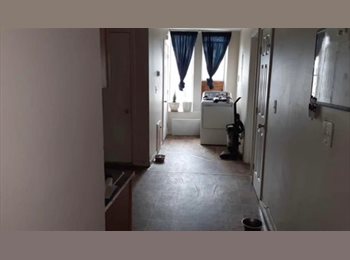 Roomgo US - Roommate wanted immediately, Troy - $750 pm