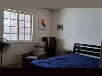Roomgo US - Room For Rent Miami Arizona, Miami - $560 pm